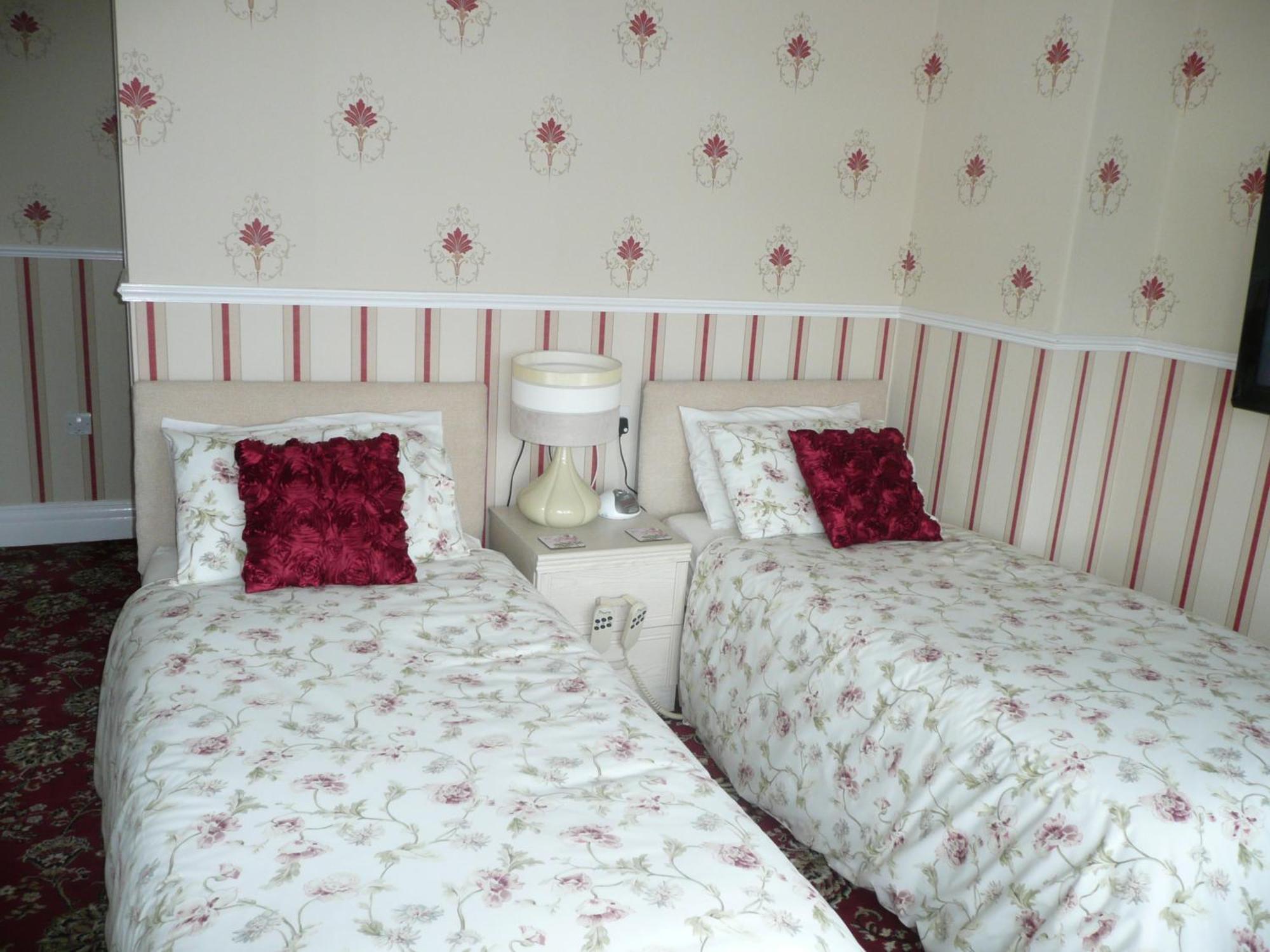 Cherry Blossom Guest House Whitby Buitenkant foto
