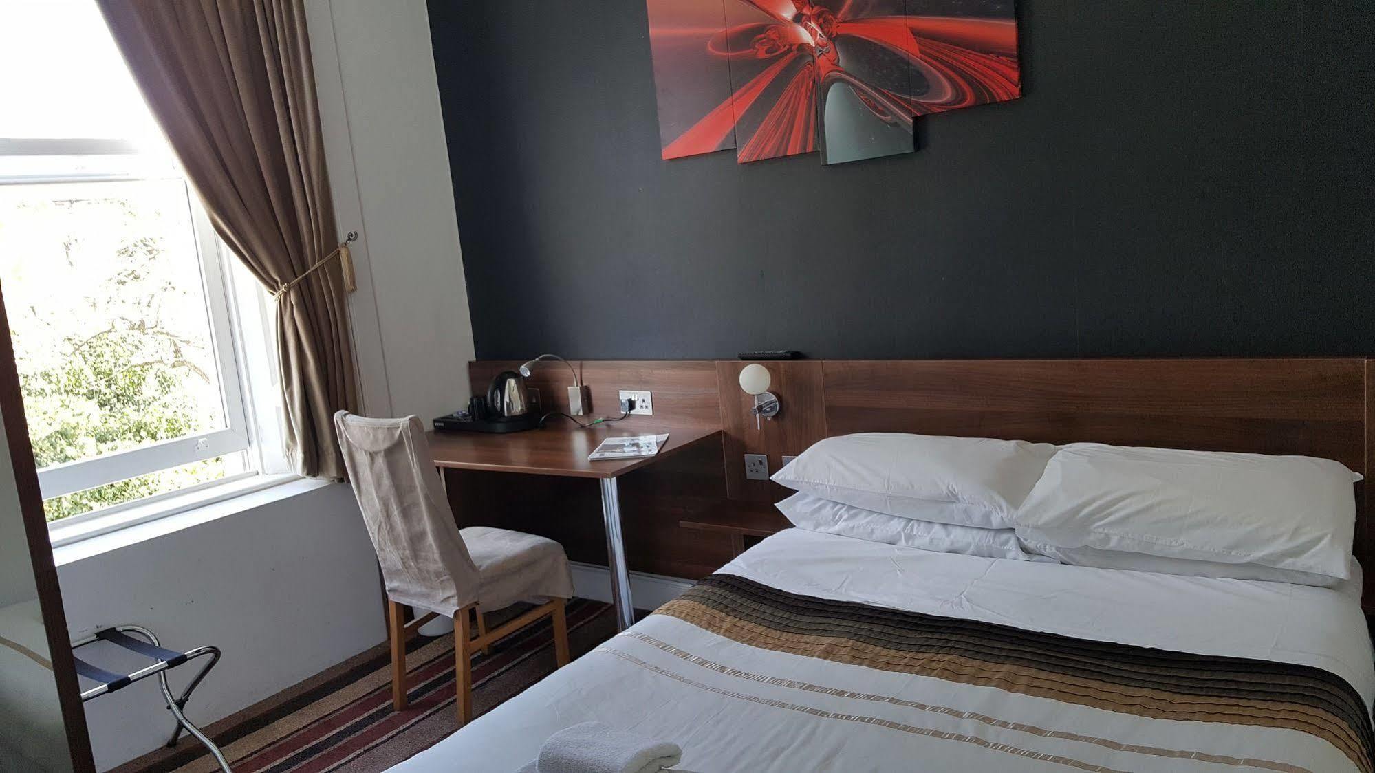 Cherry Blossom Guest House Whitby Buitenkant foto